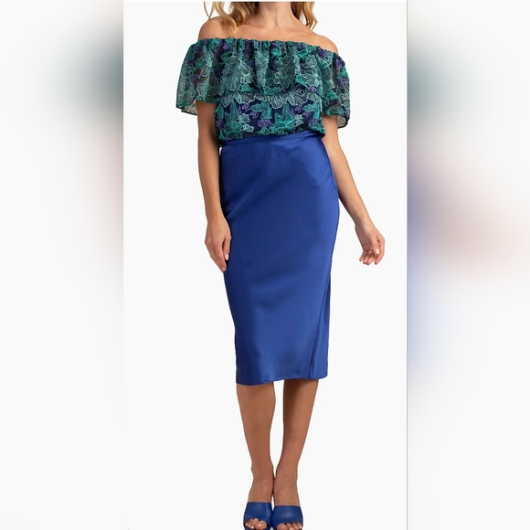 NWT - Trina Turk - Wisdom Top - Floral Off-Shoulder -Size Med - Picture 3 of 6